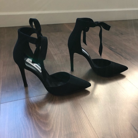 New! Steve Madden Black Ankle Tie Heels - Picture 2 of 8